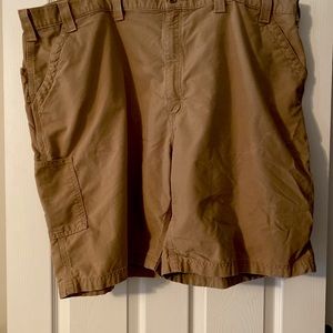 Men’s Carhartt khaki carpenter shorts size 50